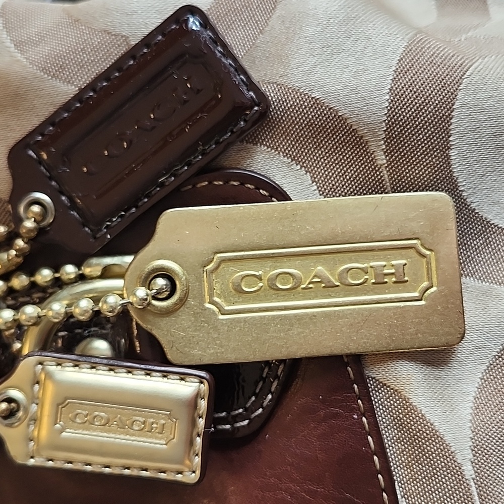 Coach Vintage "Op Art" Signature Madison Sabrina Satchel W/ Dust Bag, $110 - Picture 6 of 16